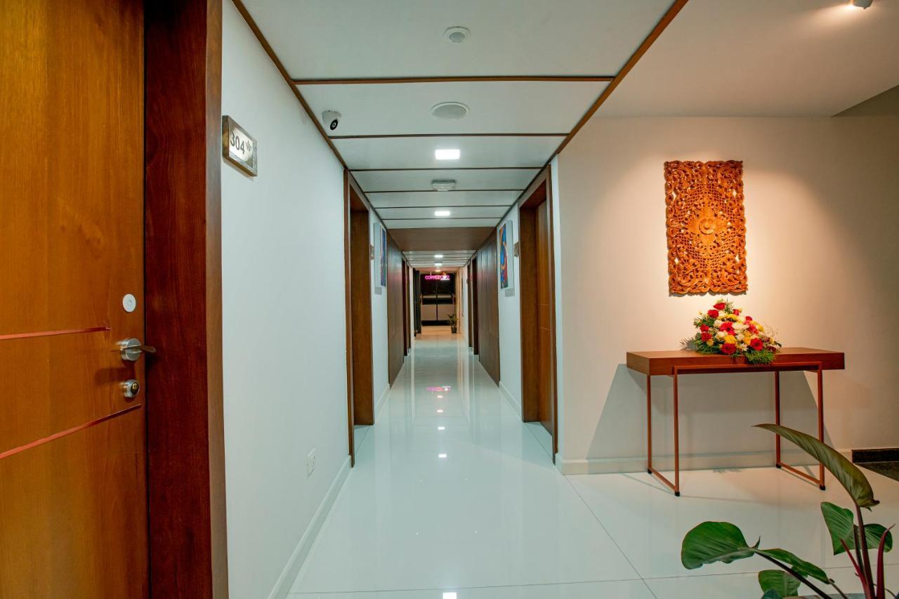 Harivaram Yuga Guruvayur Exterior photo