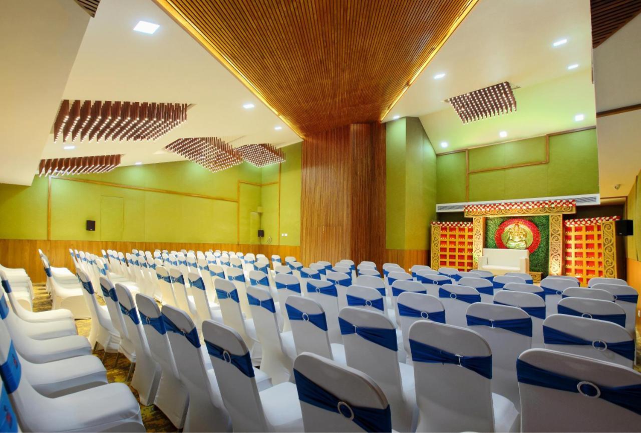 Harivaram Yuga Guruvayur Exterior photo